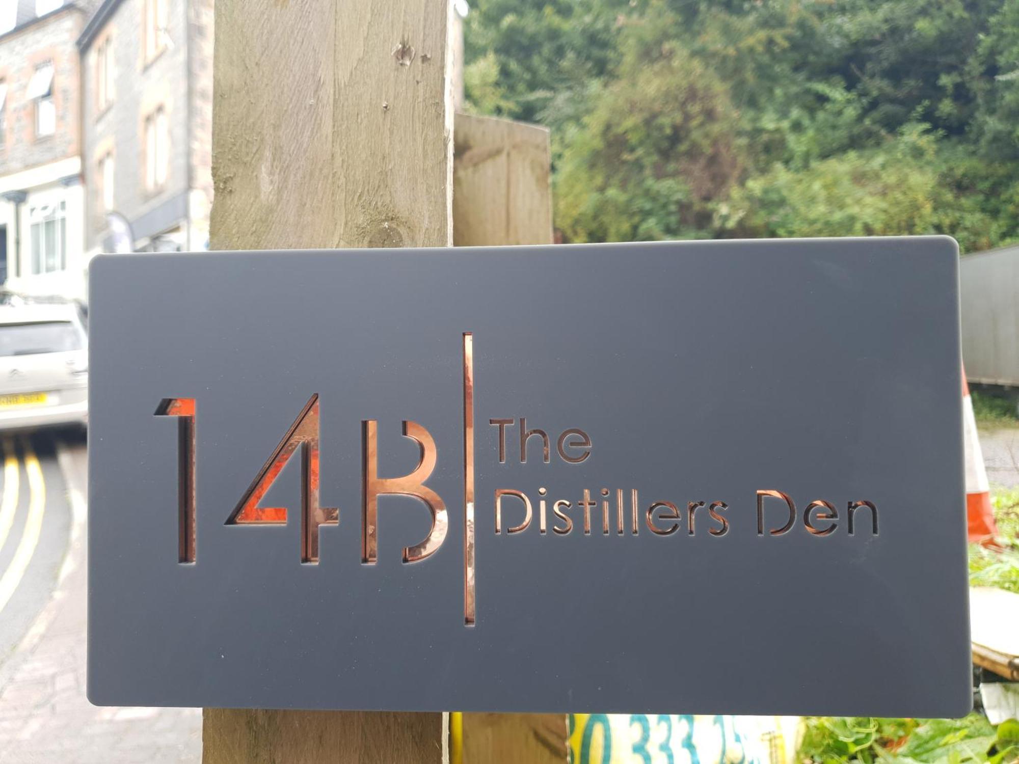 The Distillers Den Oban Exterior photo